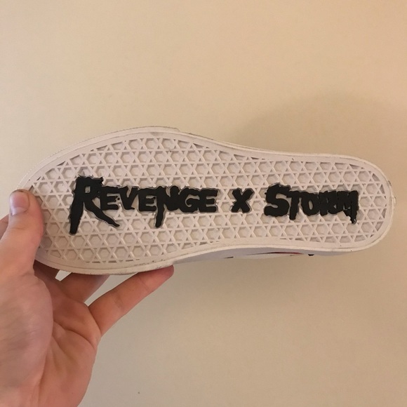 Revenge x Storm Plaid🔥 - Picture 2 of 4